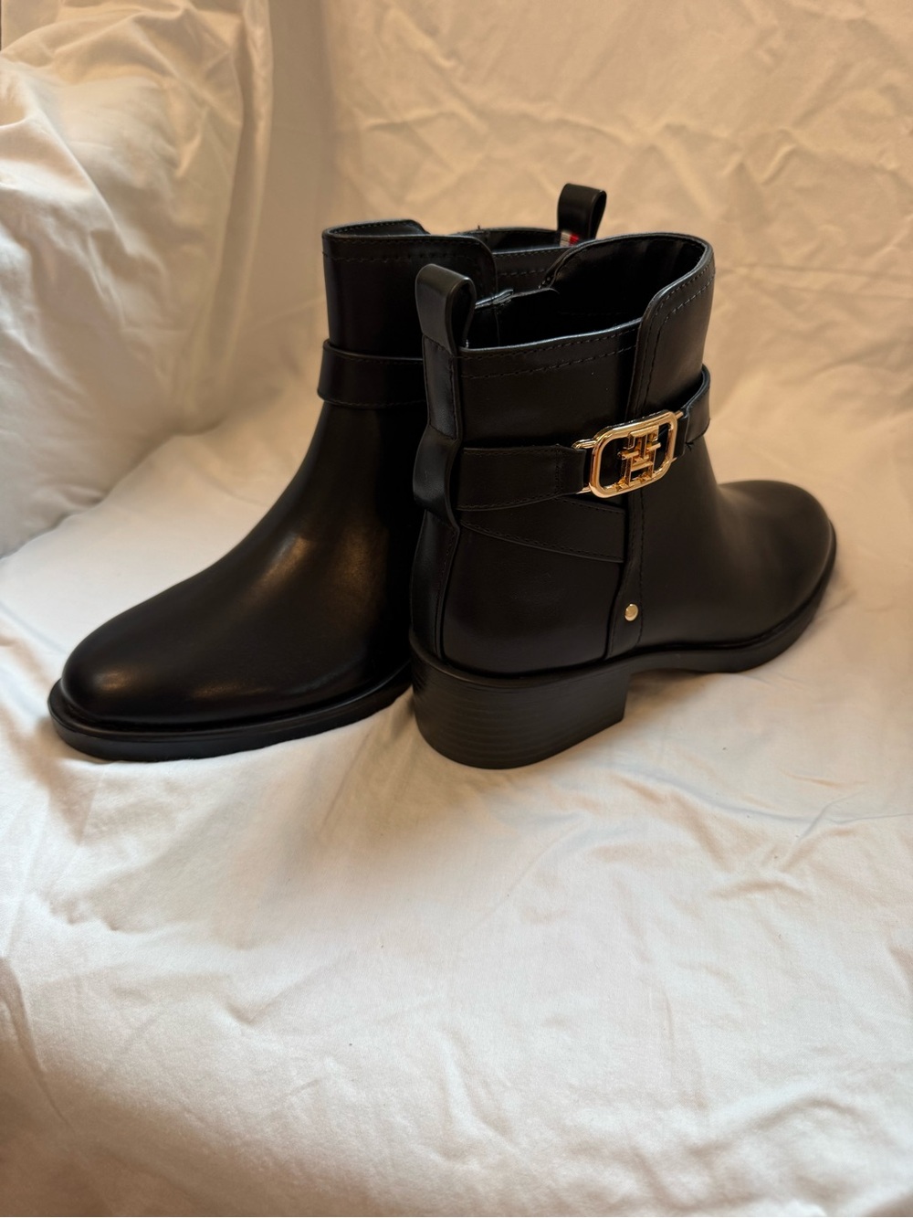 Women’s Tommy Hilfiger Ivaide Boot.  Size 5. Black.  Side zip. NWB